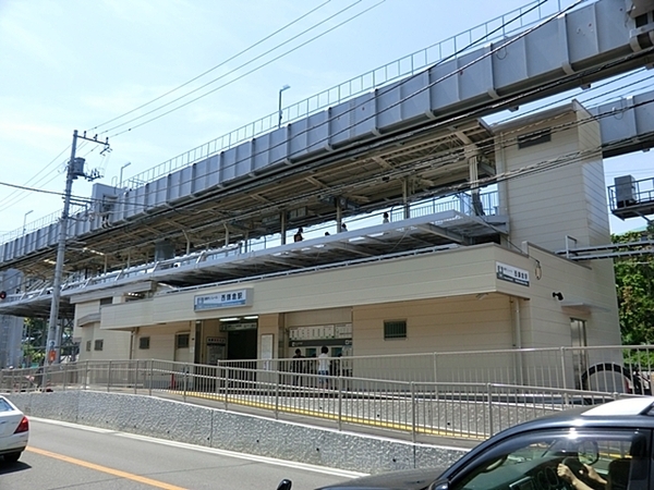 駅(160m)-モノレール西鎌倉駅