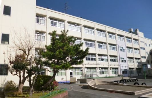 小学校(1350m)-横浜市立柏尾小学校